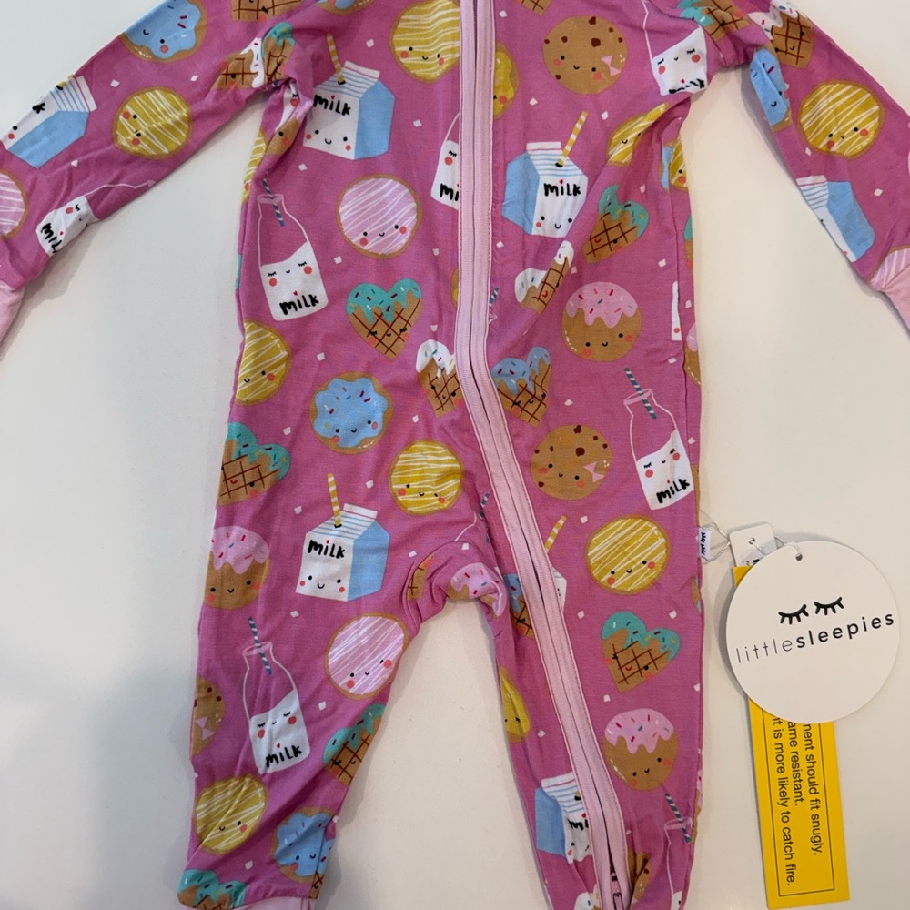 NWT Little Sleepies Pink Cookie Print Footie 3-6M